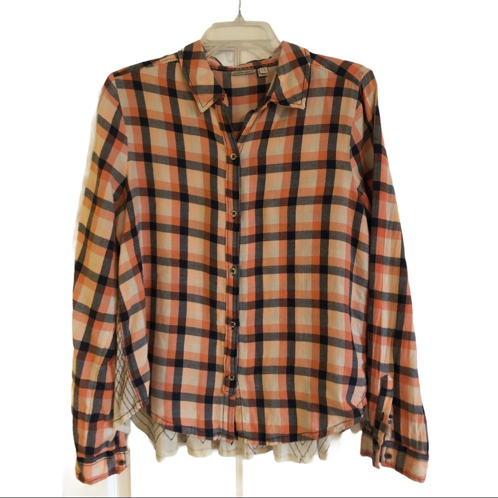 HOLDING HORSES PLAID TOP 12